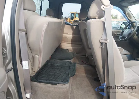 2004 Toyota Tundra Sr5 V8 from USA, damaged, VIN 5TBBT441X4S446940